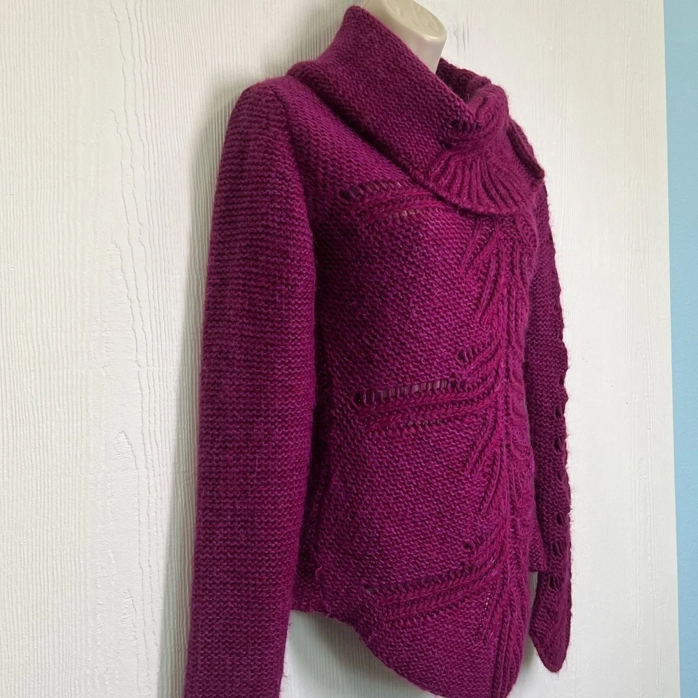 United Colors Of Benetton - Vintage Fuchsia Open Knit Turtleneck Sweater Size S - Picture 2 of 9